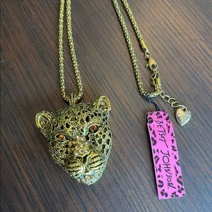 Betsey Johnson 🐆 special big cat necklace NIP. 24” lobster chain 🦞 Collectors!